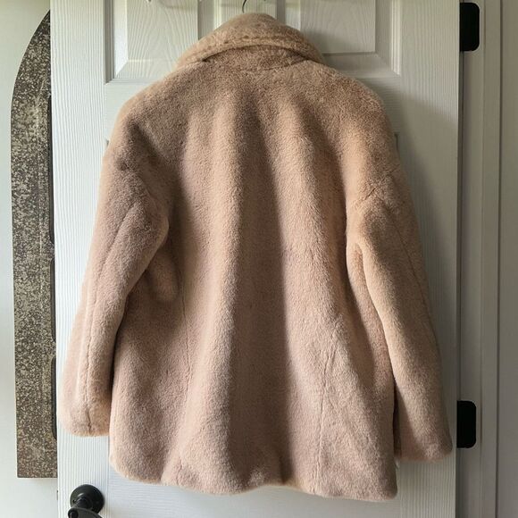 Free People Cream/Rose Classy Teddy Jacket Faux Fur (SP) - Picture 9 of 14